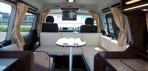 TOYOTA HIACE WIDE 2WD